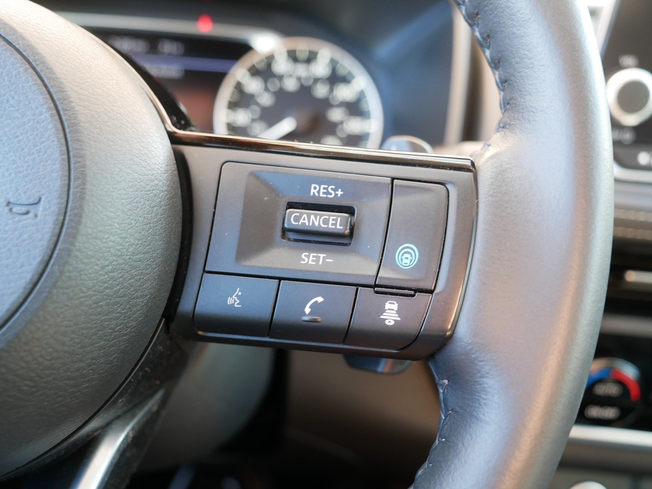 Certified 2023 Nissan Rogue SV w/ SV Premium B Package AWD/4WD image 29