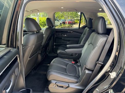 Used 2024 Honda Pilot EX-L image 13