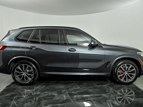 Used 2022 BMW X5 M50i w/ Executive Package AWD/4WD image 10