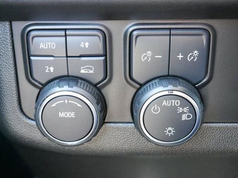 Used 2024 Chevrolet Tahoe LT image 31