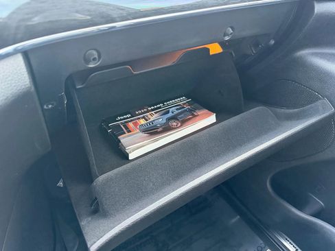 Used 2020 Jeep Grand Cherokee Trailhawk image 34