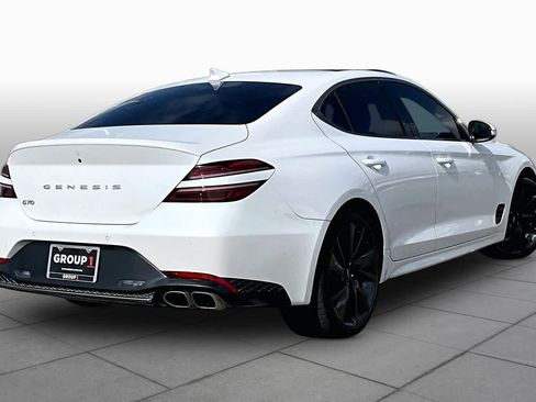 Used 2023 Genesis G70 2.0T w/ Sport Prestige Package RWD image 12