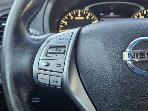 Used 2018 Nissan Altima 2.5 SV image 14