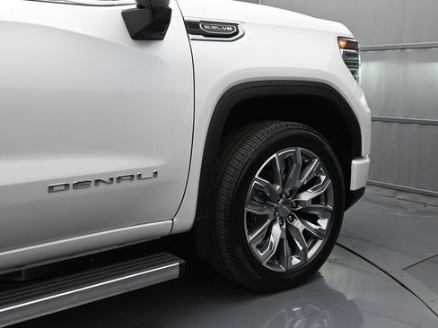 Used 2024 GMC Sierra 1500 Denali w/ Denali Reserve Package AWD/4WD image 49