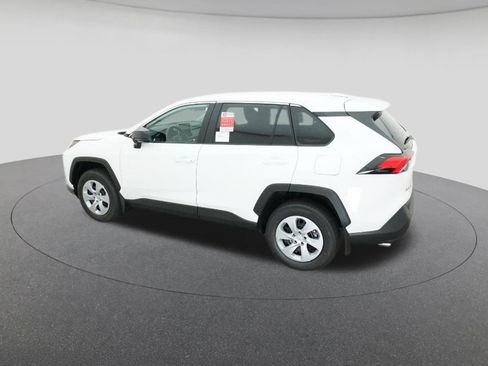 New 2025 Toyota RAV4 LE image 4