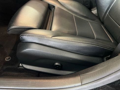 Used 2015 Mercedes-Benz C 300 4MATIC Sedan image 66