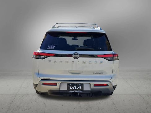 Used 2022 Nissan Pathfinder Platinum w/ Cargo Package image 5