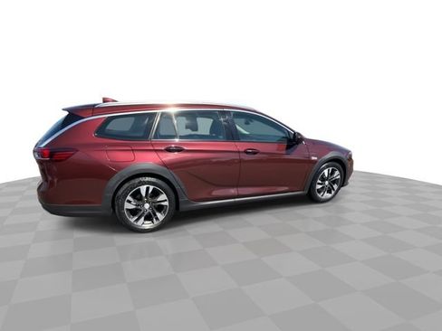 Used 2019 Buick Regal Essence w/ Driver Confidence Package I AWD/4WD image 8