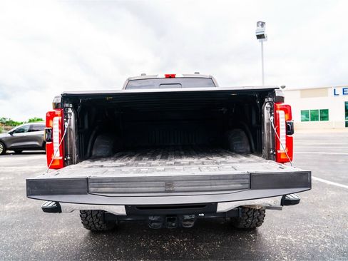 Used 2025 Ford F250 Lariat w/ Lariat Ultimate Package AWD/4WD image 30