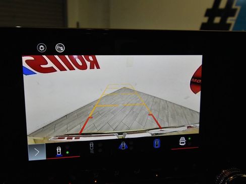 Used 2023 GMC Canyon AT4 w/ AT4 Premium Package image 23