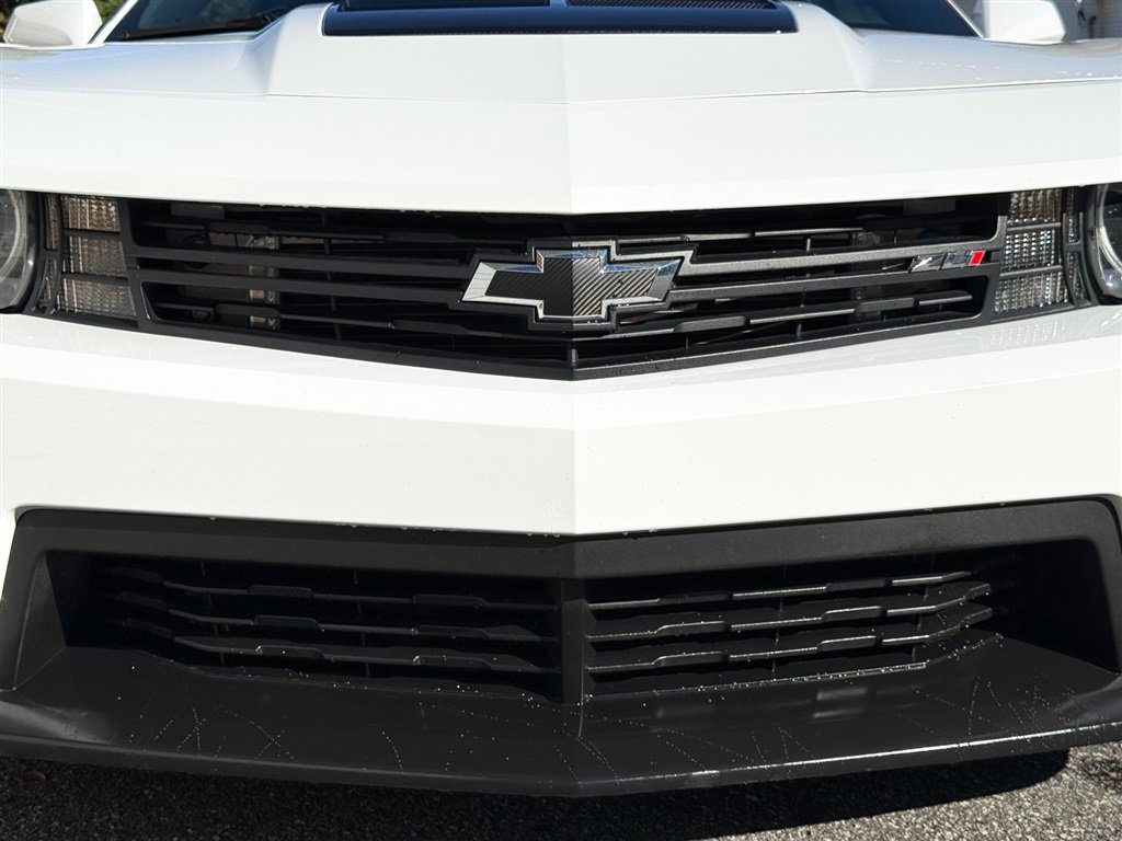 Used 2015 Chevrolet Camaro ZL1 RWD image 12