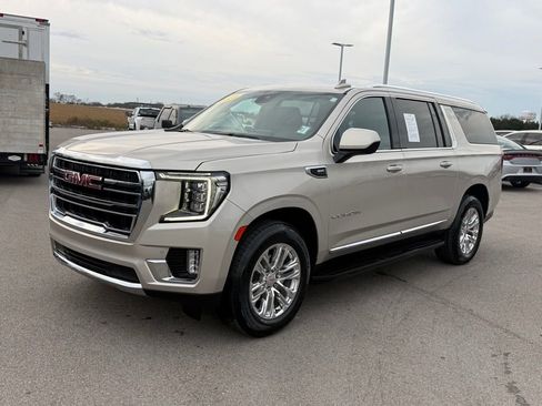 Used 2023 GMC Yukon XL SLT image 39