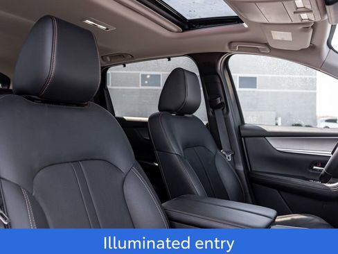 Used 2024 MAZDA CX-90 Plug-In Hybrid w/ Preferred AWD/4WD image 13