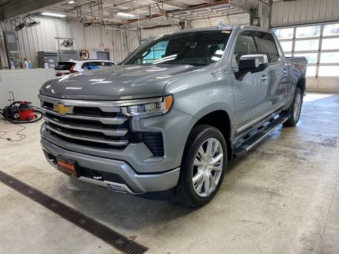 New 2026 Chevrolet Silverado 1500 High Country w/ High Country Premium Package AWD/4WD image 6