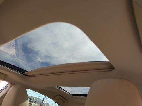 Used 2013 Lexus ES 350 w/ Ultra Luxury Pkg image 33