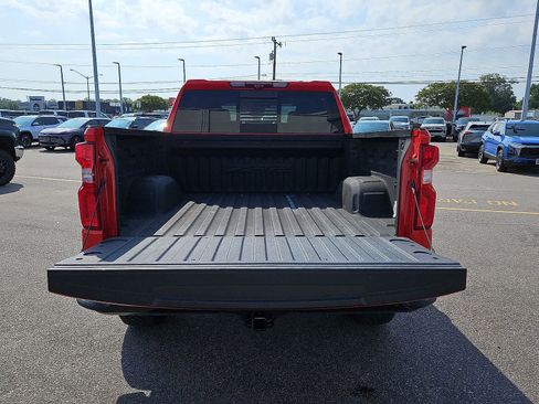 Used 2024 Chevrolet Silverado 1500 ZR2 w/ Technology Package AWD/4WD image 32