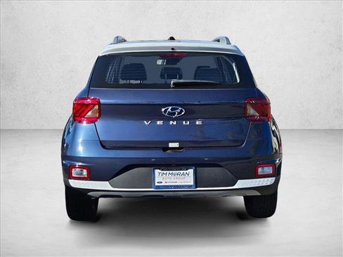 New 2025 Hyundai Venue Limited image 7