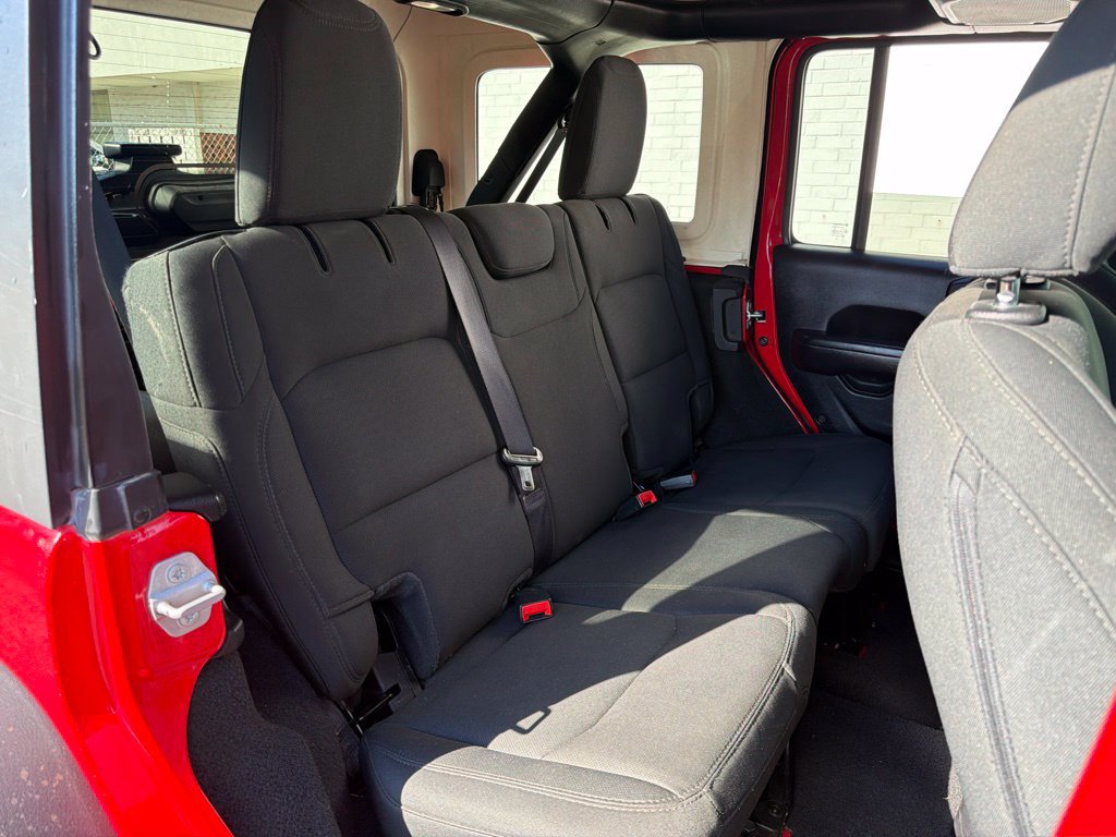 Used 2021 Jeep Wrangler Unlimited Sport AWD/4WD image 12