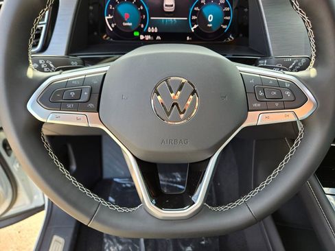 New 2025 Volkswagen Atlas Cross Sport SE AWD/4WD image 10