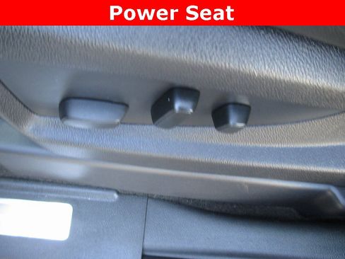 Used 2017 GMC Yukon Denali w/ Open Road Package image 29