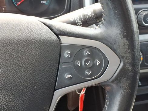 Used 2022 Chevrolet Colorado LT RWD image 23