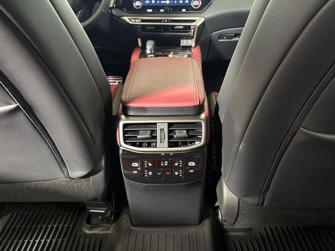 Used 2024 Lexus RX 500h F Sport w/ Convenience Package AWD/4WD image 30