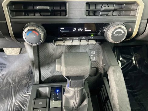 Used 2024 Toyota Tacoma SR RWD image 22