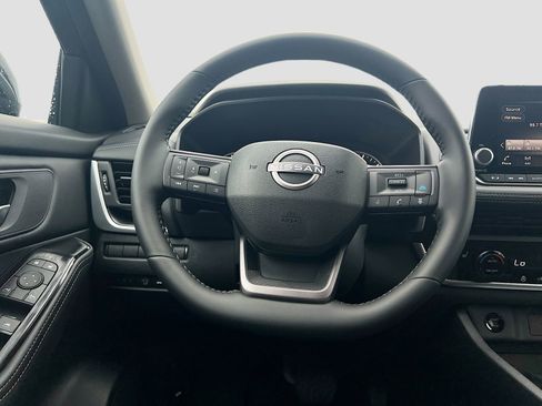 New 2026 Nissan Rogue SV FWD image 23