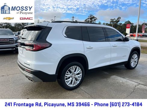 Certified 2024 GMC Acadia Elevation w/ Luxury Package image 7