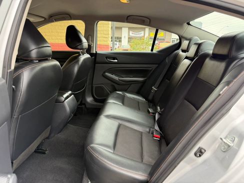 Used 2022 Nissan Altima 2.5 SR FWD image 20