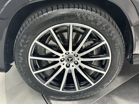 Used 2025 Mercedes-Benz GLS 450 4MATIC image 12