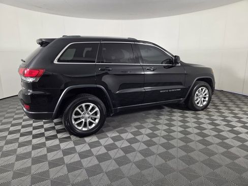 Used 2021 Jeep Grand Cherokee Laredo AWD/4WD image 5