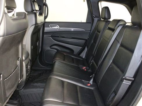 Used 2022 Jeep Grand Cherokee Limited image 14