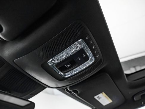 Used 2024 Mercedes-Benz GLE 450 4MATIC image 38