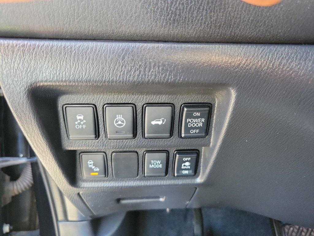 Used 2017 Nissan Pathfinder SL AWD/4WD image 26