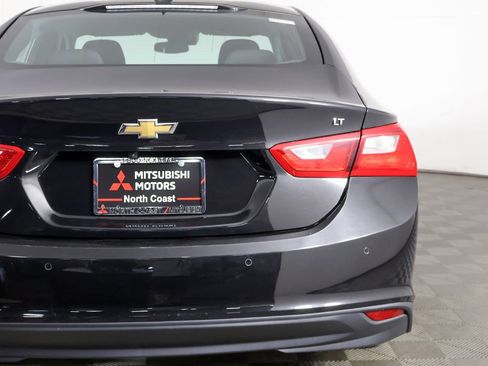 Used 2025 Chevrolet Malibu LT FWD image 14