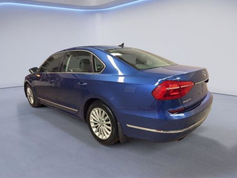 Used 2016 Volkswagen Passat 1.8T SE image 4