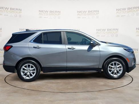Used 2024 Chevrolet Equinox LT FWD image 6