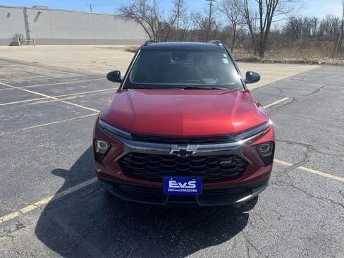 Used 2024 Chevrolet TrailBlazer RS w/ Convenience Package image 2