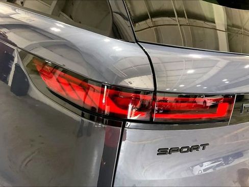 Used 2023 Land Rover Range Rover Sport SE Dynamic AWD/4WD image 32