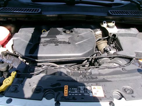 Used 2017 Ford Escape Titanium AWD/4WD image 15