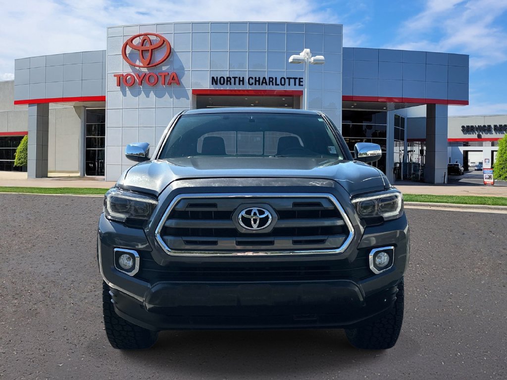 Used 2017 Toyota Tacoma Limited w/ Tow Package AWD/4WD image 2