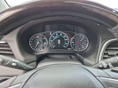 Used 2019 Buick Enclave Avenir w/ Avenir Technology Package FWD image 25
