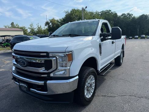 Used 2021 Ford F250 XL w/ STX Appearance Package AWD/4WD image 2