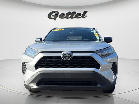 Used 2021 Toyota RAV4 LE FWD image 2