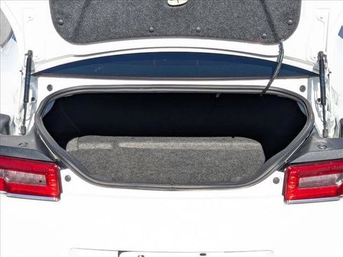 Used 2014 Chevrolet Camaro SS w/ SS Performance Package image 6