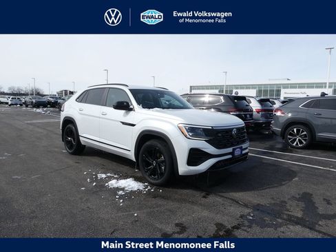 New 2026 Volkswagen Atlas Cross Sport SEL R-Line AWD/4WD image 1