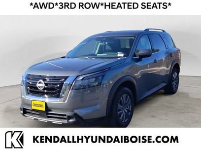Used 2025 Nissan Pathfinder SV