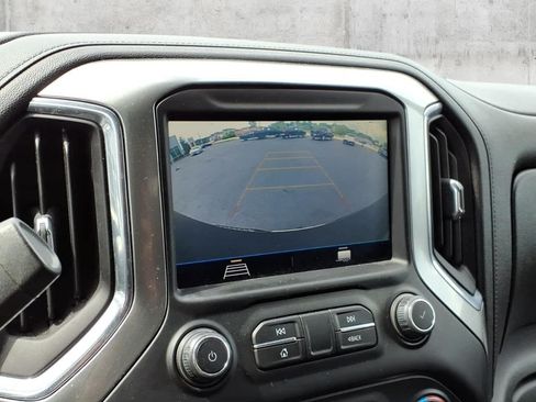 Used 2021 Chevrolet Silverado 1500 LT w/ Bed Protection Package AWD/4WD image 16
