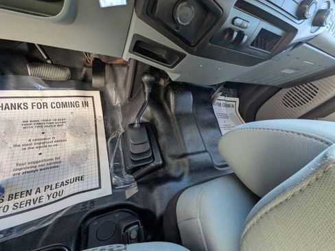Used 2013 Ford F250 XL w/ PWR Equipment Group AWD/4WD image 18
